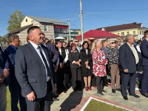 Распахнули двери обновленные очаги культуры