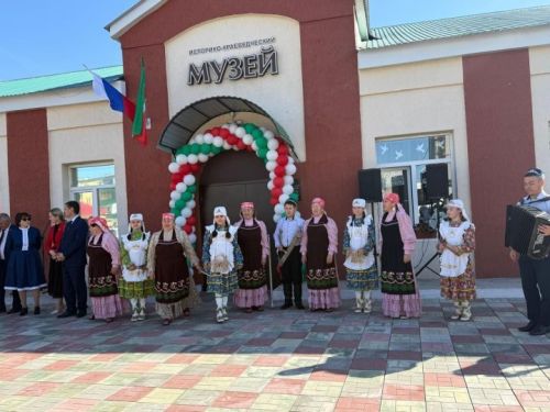 Распахнули двери обновленные очаги культуры