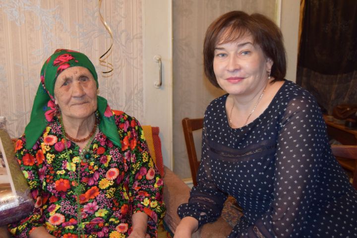 Урыссулы Икълимә Шафигулла кызы Хафизованың гомер бәйрәме