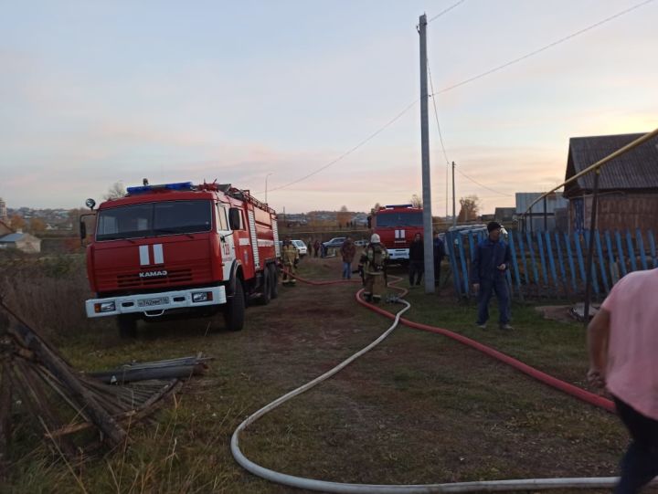 На пожаре в частном доме в Татарстане погибли пятимесячный младенец и его мать