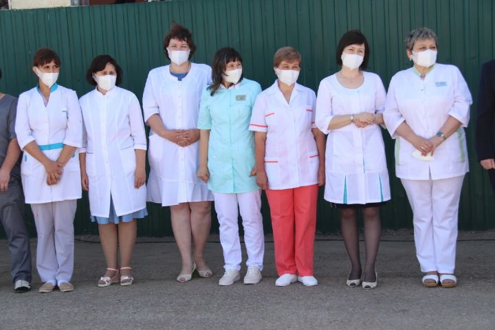 Медицинские работники Ютазинского района заложили капсулу времени