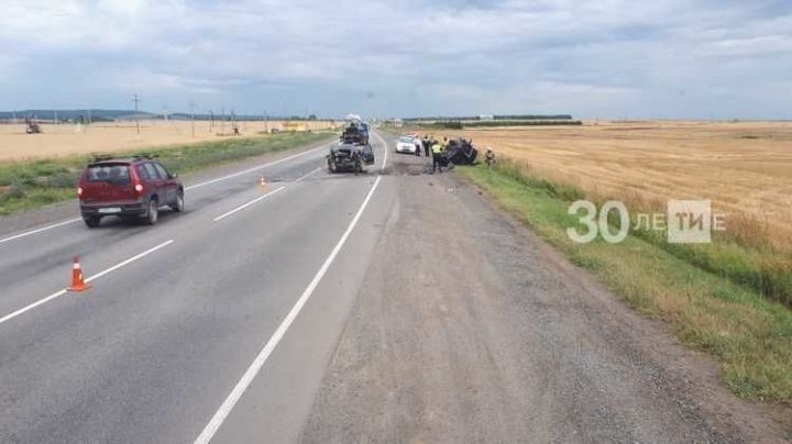 Три человека погибло в смертельной аварии в Татарстане