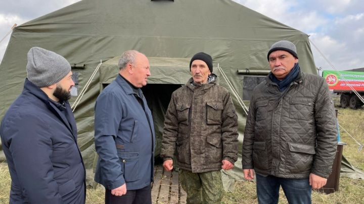 Официальная делегация посетила мобилизованных из Татарстана на одном из мест слаживания