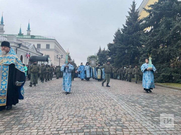 Крестный ход начался в столице Татарстана в честь праздника Казанской иконы Божией Матери