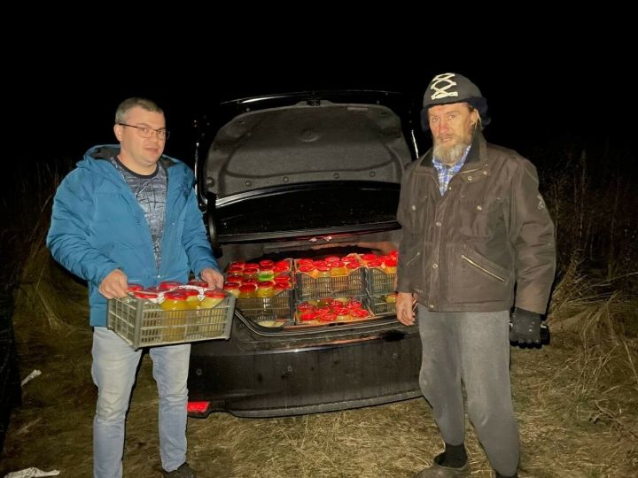 Пчеловод из Альметьевского района отправил мед добровольцам батальонов «Алга» и «Тимер»