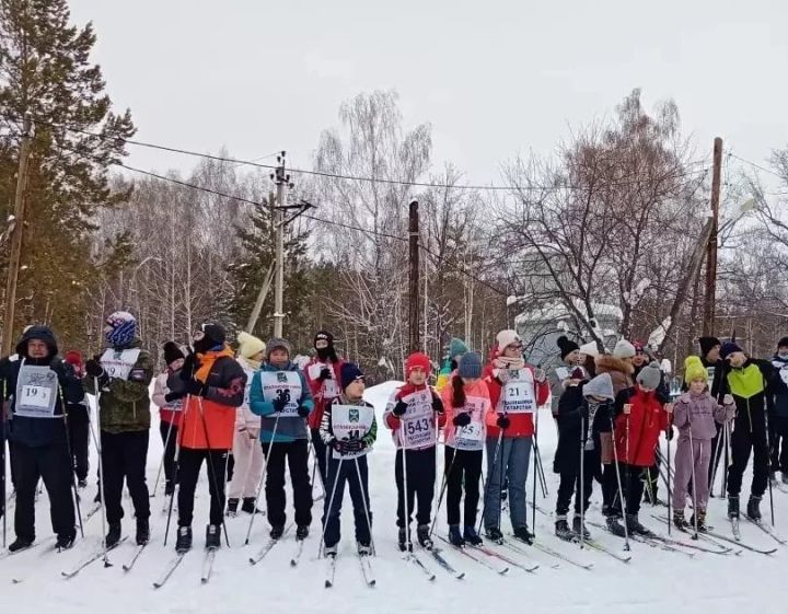 Сегодня на базе ДОЛ "Дубравушка" состоялись традиционные лыжные соревнования "Лыжня Татарстана"