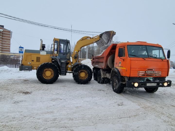 С улиц Казани вывезли 1,1 млн тонн снега