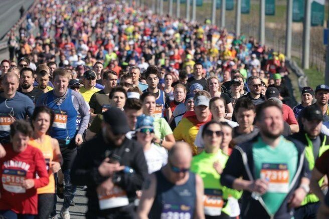 В Казани в марафоне приняли участие 12 тысяч человек