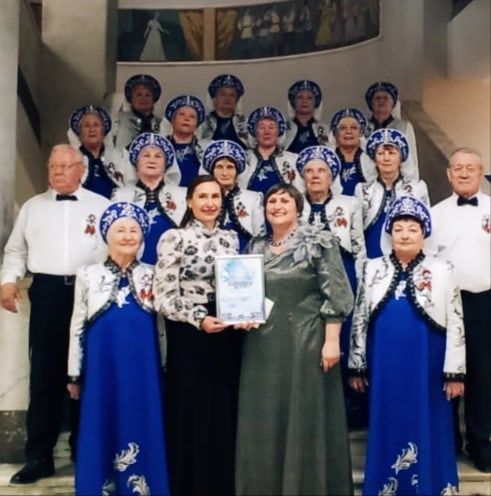 28 мая хор ветеранов «Истоки» принял участие в народном празднике «Каравон»