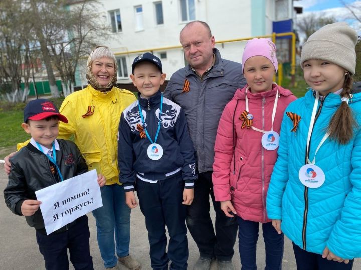 В преддверии Дня Победы в Уруссинской школе №1&nbsp;стартовала традиционная Всероссийская акция «Георгиевская ленточка»