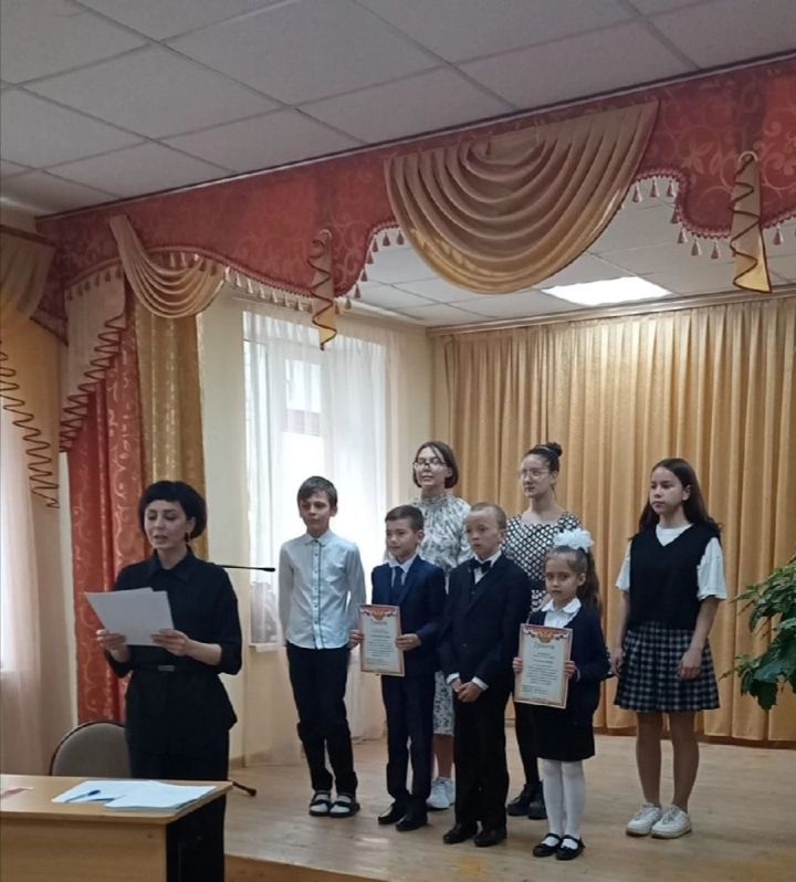 В Уруссинской школе искусств прошел отчетный концерт-родительское собрание преподавателя Валеевой Л. Р.
