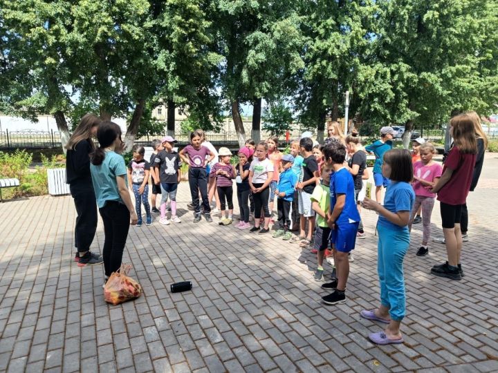 В дворовых лагерях прошёл яркий и красочный праздник "День шахмат"