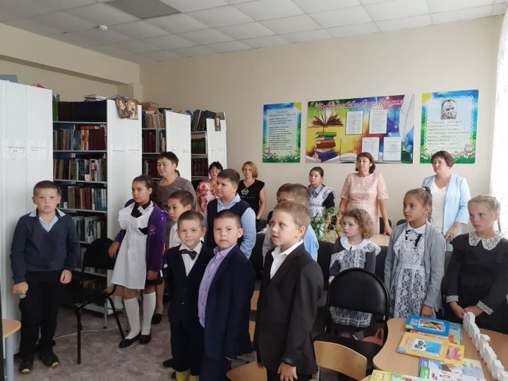 2 сентября в Каракашлинской сельской библиотеке провели урок памяти «Беслан – боль и скорбь всей планеты»