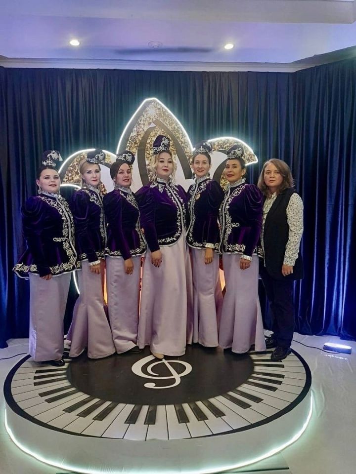 Ансамбль «Кичке жыр» удостоился звания лауреата второй степени