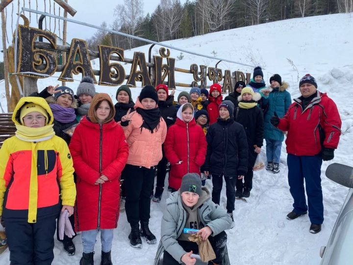 Уруссинские школьники совместно с родителями посетили уникальный этно-музей  «Бабай Утары»