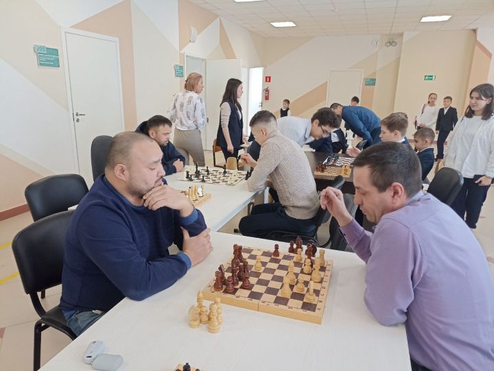 В гимназии состоялся шахматный турнир, посвященный Дню защитникам Отечества
