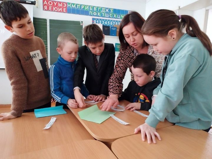 Для младших школьников проведен парламентский урок