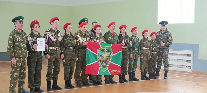 В Уруссинской школе №1 состоялся районный конкурс - смотр строя и песни
