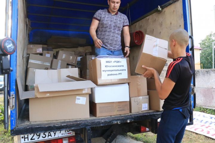 В Татарстане волонтеры помогли собрать более 918 тонн гуманитарной помощи для Донбасса
