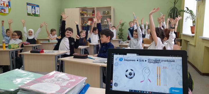 В начальной школе прошли занятия - «Разговоры о важном»