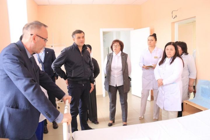 Министр выразил удовлетворение работой больницы