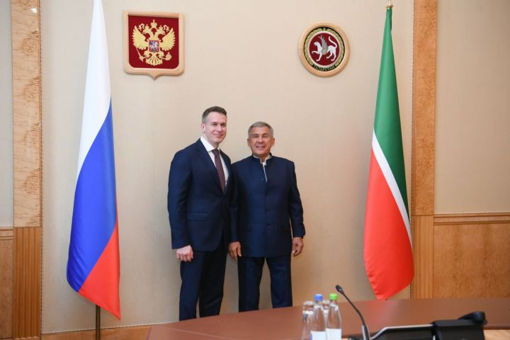 Минниханов встретился с главой «Почты России»