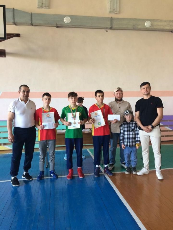 В Байряках прошли соревнования - Первенство по национальной борьбе корэш