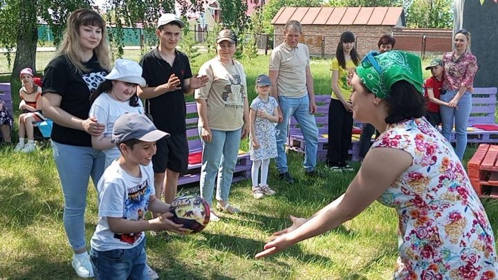 Сегодня на площадке «Территория дружбы» состоялась программа для детей с ОВЗ