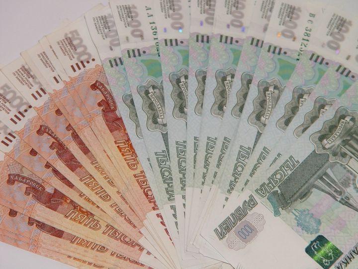 В Татарстане граждане хранят в банках почти 780 млрд рублей
