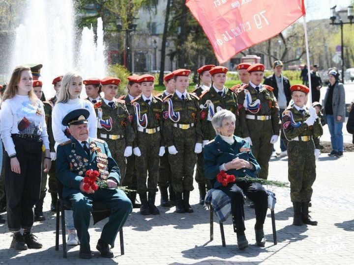 Татарстанцы попросили продлить акцию «Парад у дома ветерана»