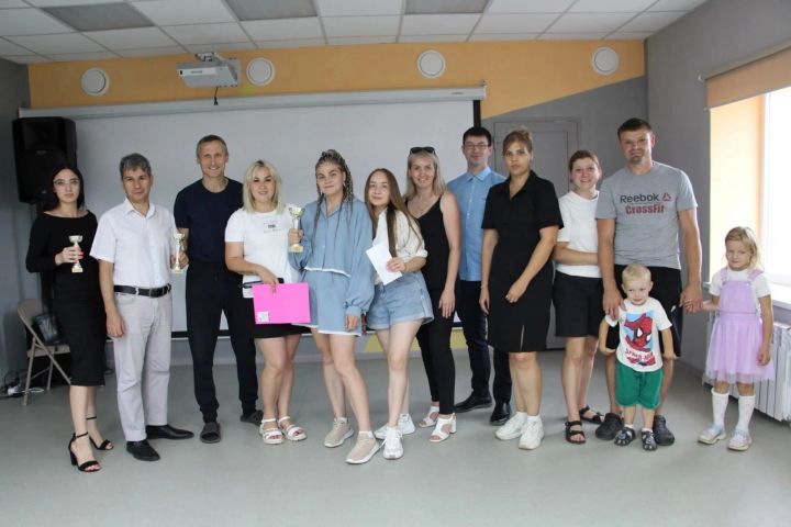 На базе подростково-молодежного клуба «Атлант» прошло награждение