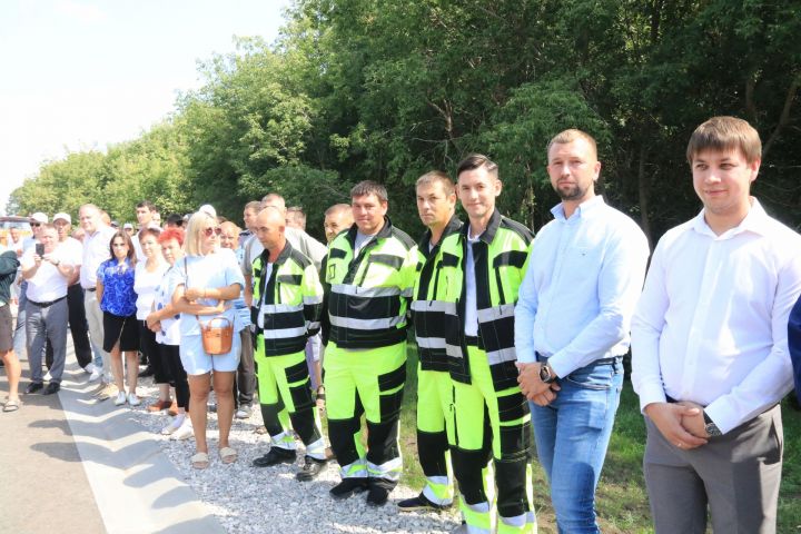 Заслуженные награды — строителям моста через реку Дымка