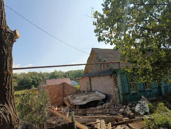 В Бугульминском районе Татарстана мужчину придавило бетонной плитой
