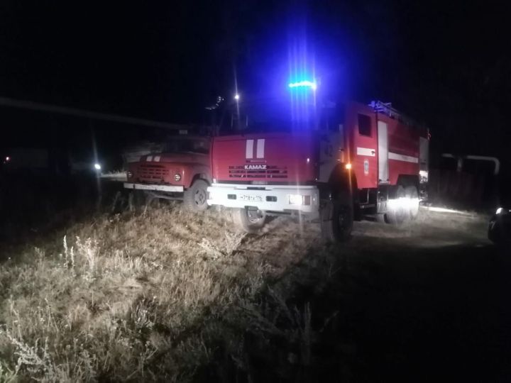 В Каракашлах произошел пожар