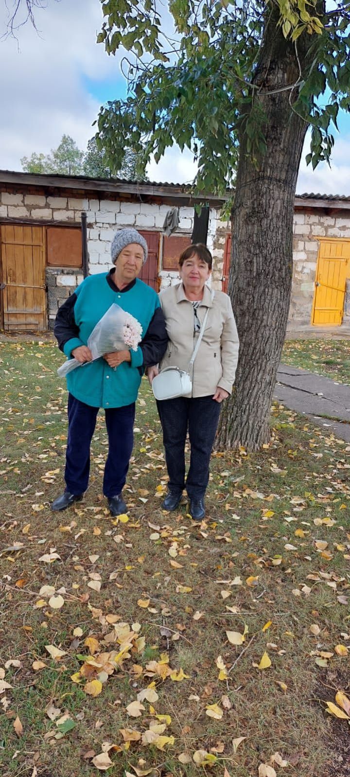 Юбилярши получили поздравления