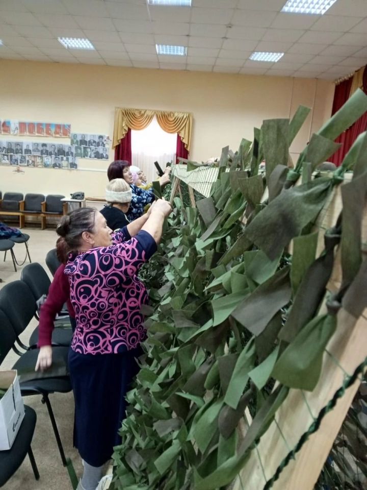 В нашем районе продолжается сбор гуманитарной помощи для бойцов находящихся в зоне специальной военной операции