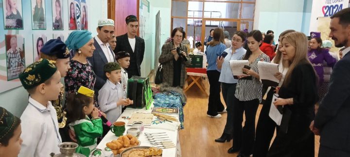 В районном Доме культуры прошел муниципальный этап республиканского фестиваля «Эхо веков в истории семьи-Тарихта без эзлебез»