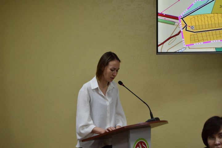 На внеочередном заседании IV созыва Ютазинского районного совета…