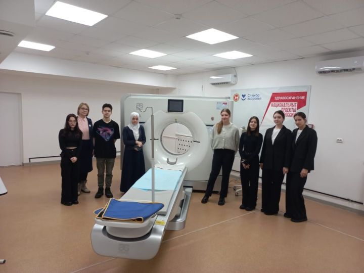 Гимназисты посетили Уруссинскую больницу