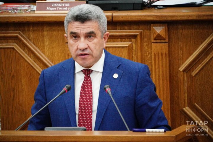 Министр образования Татарстана выступит в прямом эфире