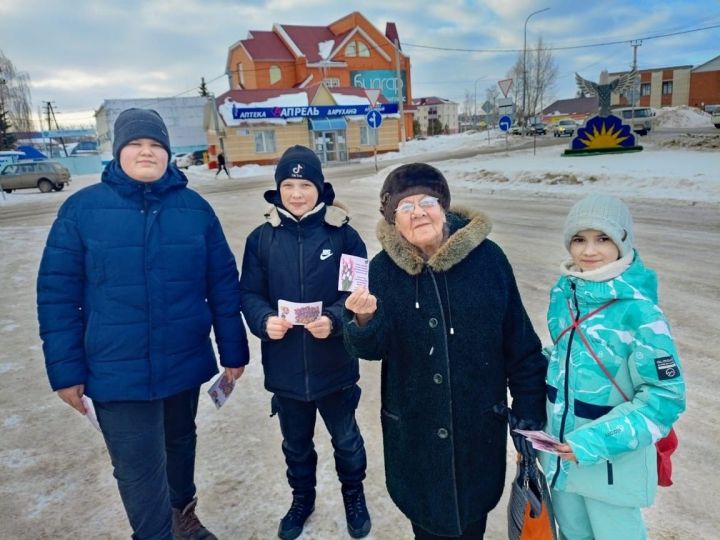«Лига активистов» Ютазинского района присоединилась к акции «Километр красоты»