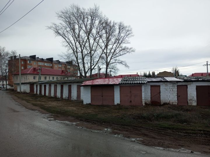 У тебя есть документы на сарай?
