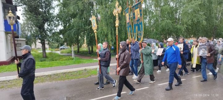 Православные ютазинцы вышли на крестный ход