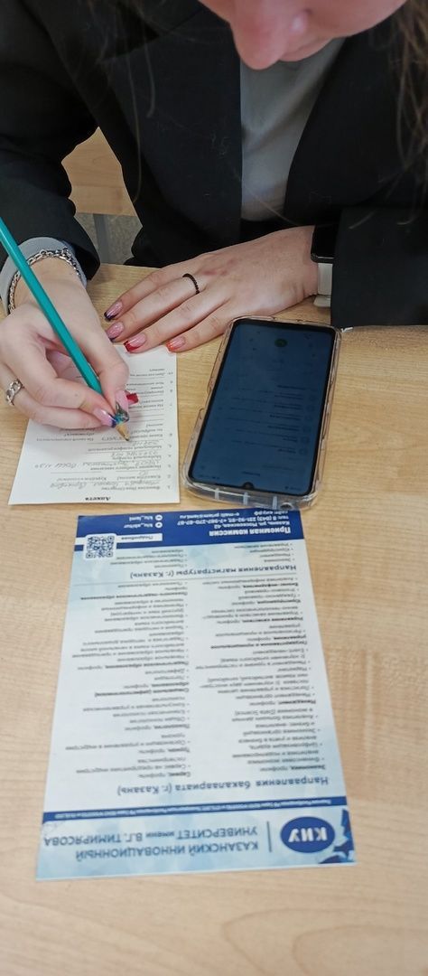 Выпускники КИУ посетили школу № 2