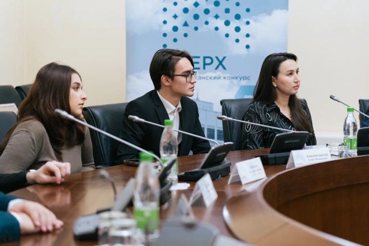 В Татарстане завершился 16-й сезон конкурса стажировок «Вверх!»