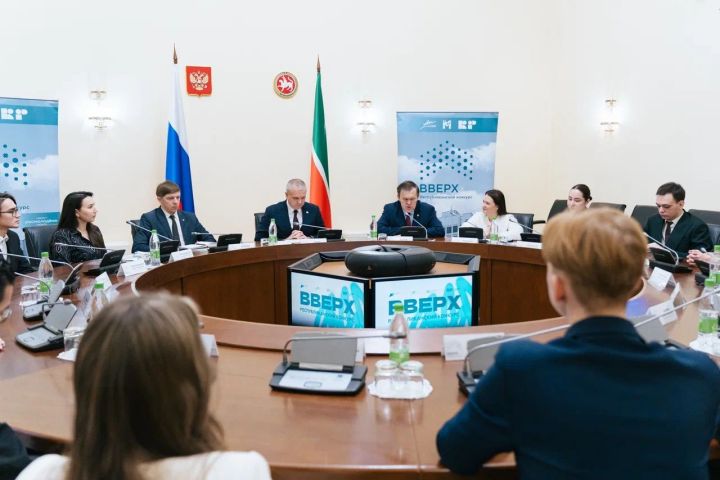 В Татарстане завершился 16-й сезон конкурса стажировок «Вверх!»