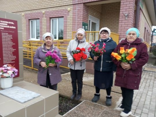 Память о подвигах павших героев