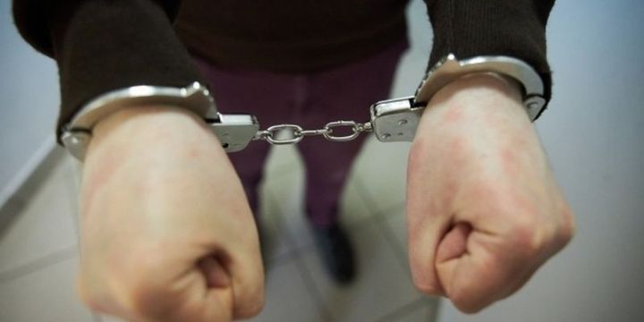 «Алабуга СтройТрест» хезмәткәре 1 миллион сум ришвәт алуда гаепләнеп  кулга алынган