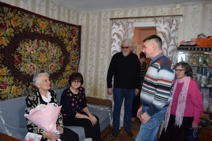 Пришли пешком в Акса-Куль