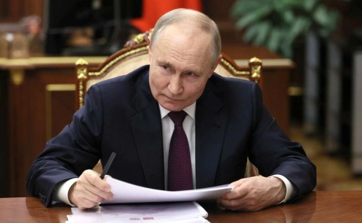 Путин поручил правительству РФ помочь ветеранам СВО с бизнесом